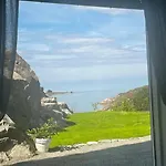 Ytterland Daire Ålesund
